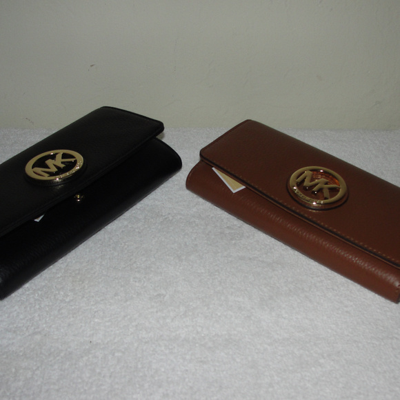 NWT/brand new brown wallet by Michael kors - Picture 6 of 6